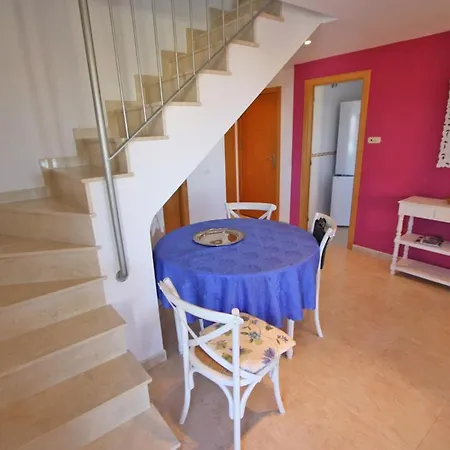 Apartment Carrer Salpa Diii Atico, 3 Dormitorios, By Bookindenia *